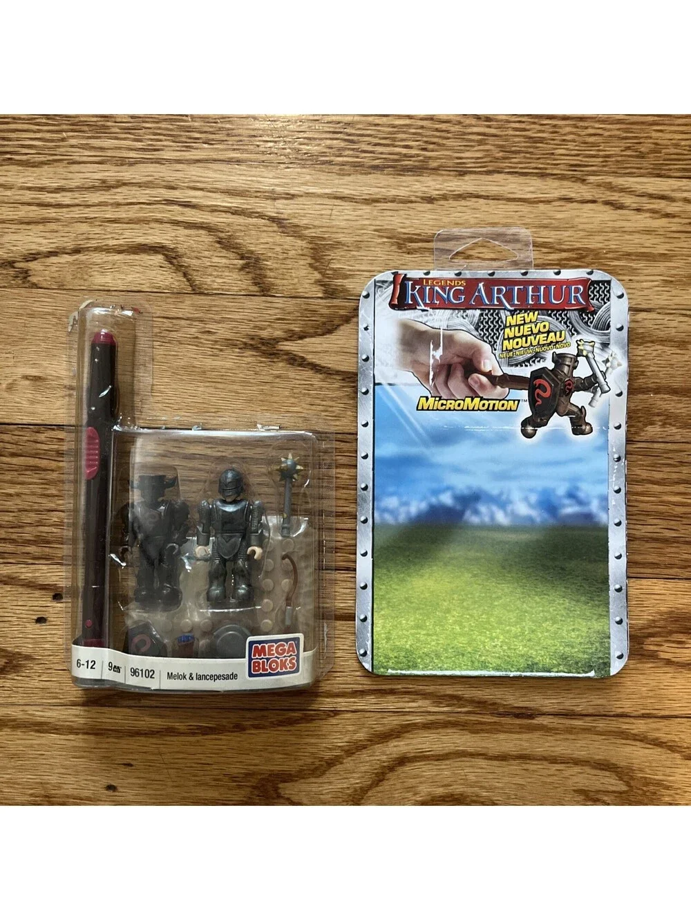 MEGA BLOKS KING ARTHUR MICRO MOTION ACTION FIGURES SET 96102 MELOK & LANCEPESADE